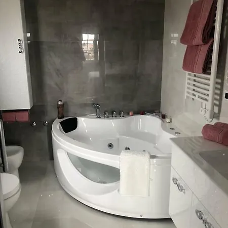 Maya's Luxury Nest *
