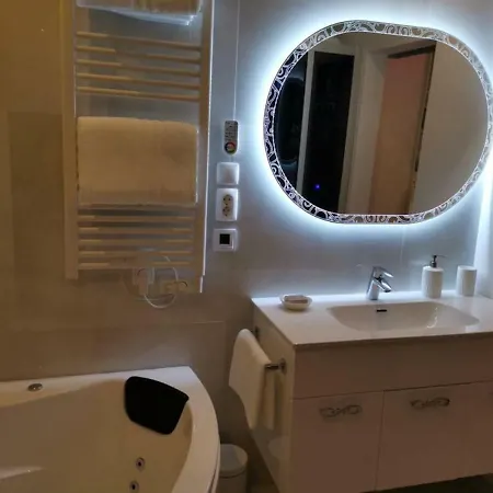 Maya's Luxury Nest